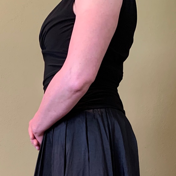 Black Dress with lots of options - Picture 2 of 8